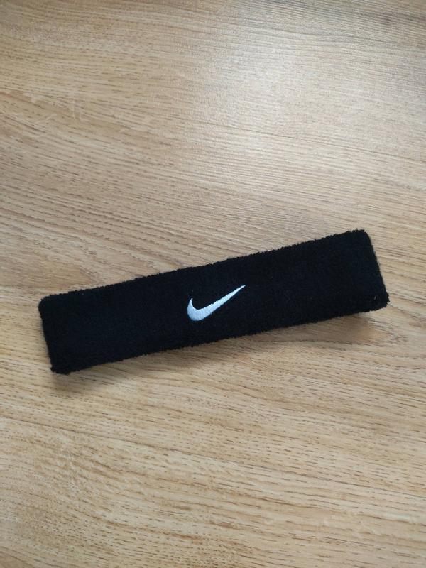Спортивна повязка резинка на голову nike оригінал — цена 185 грн в ...