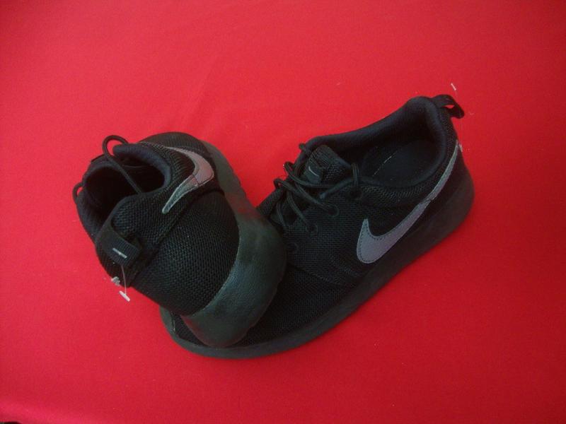 Кроссовки nike roshe run оригинал 38 размер — цена 1560 грн в каталоге  Кроссовки ✓ Купить женские вещи по доступной цене на Шафе | Украина  #19837980