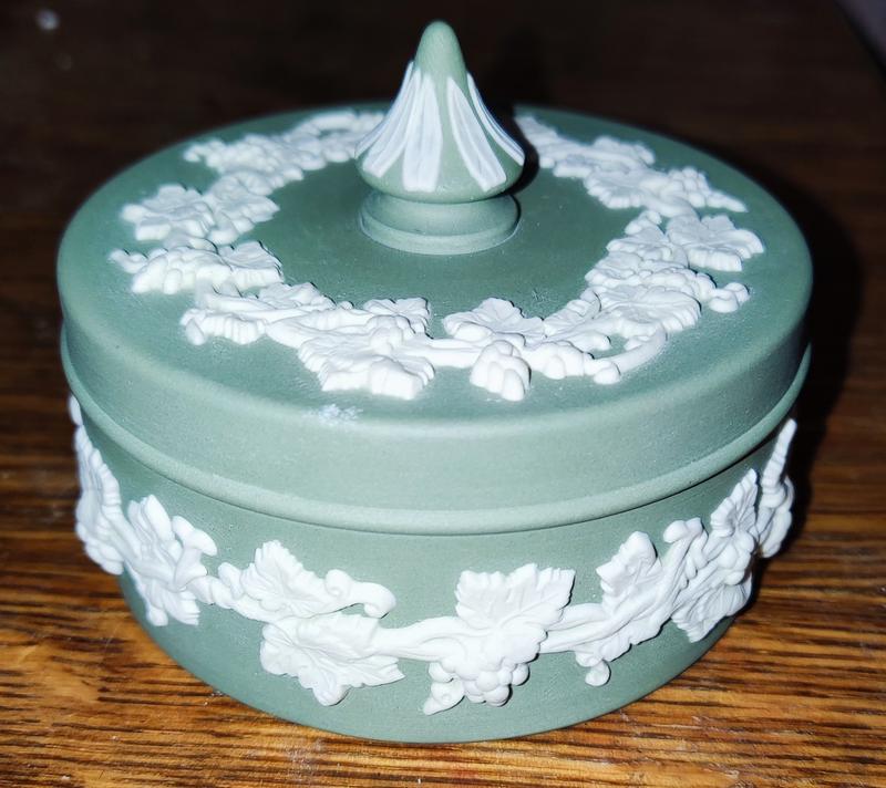 Винтаж, фарфоровая шкатулка, бисквит, wedgwood — цена 1100 грн в ...