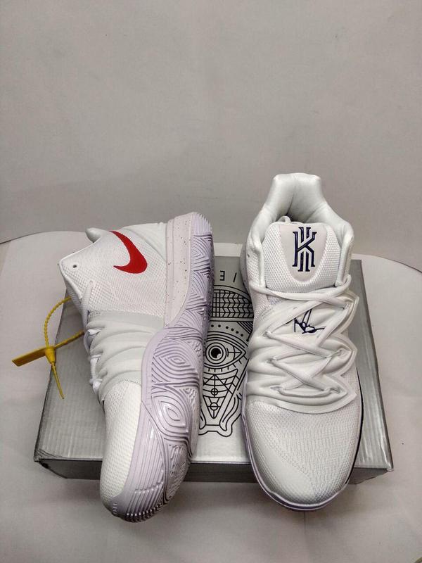kyrie 5 uconn huskies