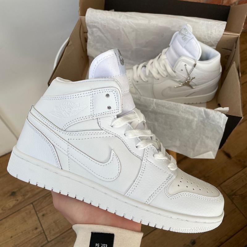 ☘️🍁nike jordan 1 high og white💥 ️36рр-45рр ️💥кроссовки белые высокие ...