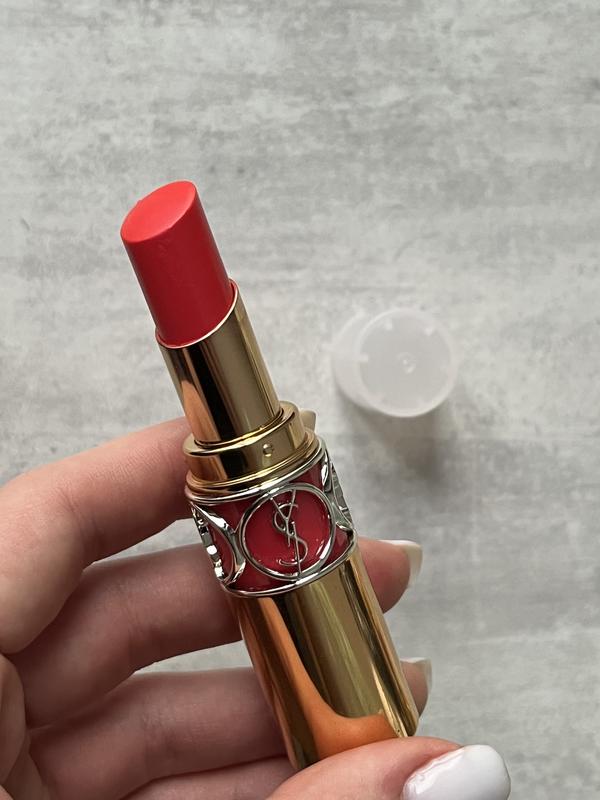 Помада ysl yves saint laurent rouge volupte shine — цена 520 грн в ...