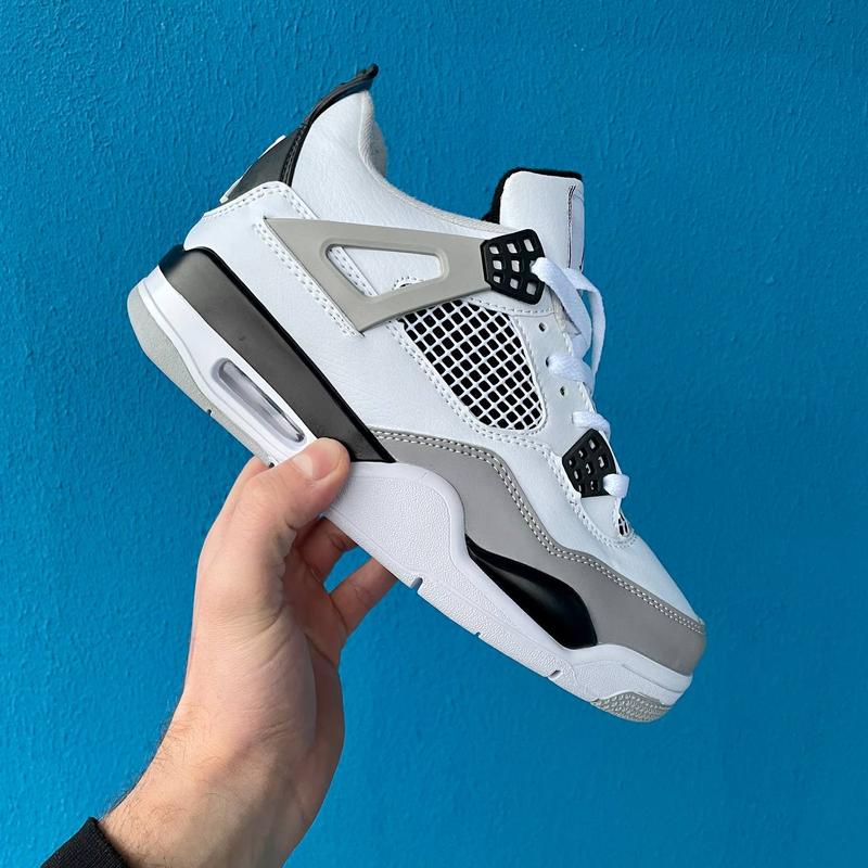 Мужские белые с черным кожаные кроссовки nike air jordan 4 🆕 найк ...