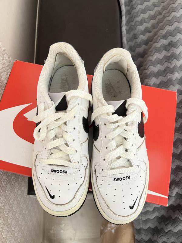 Nike hotsell air swoosh