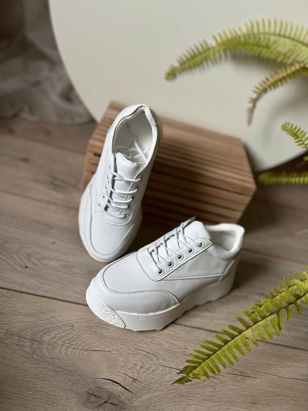 Красовки кроссовки женские белые із зі шкіряні из кожи кожаные осенние ...