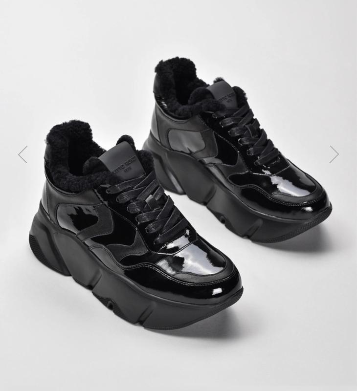 Зимові кросівки віто россі,37 — цена 3600 грн в каталоге Кроссовки ...