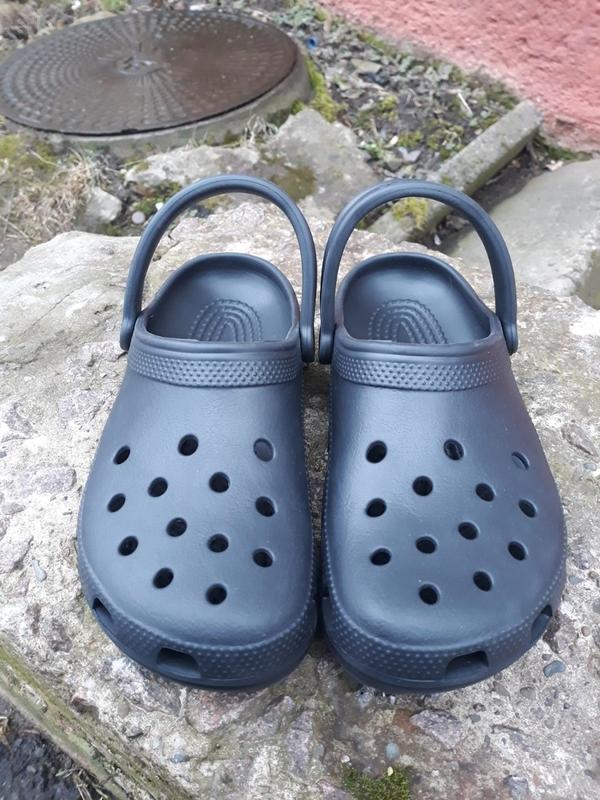 crocs italy