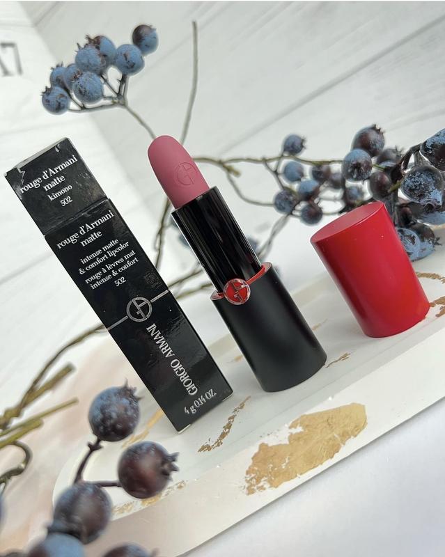 Помада giorgio armani rouge d'armani matte — цена 1300 грн в каталоге ...