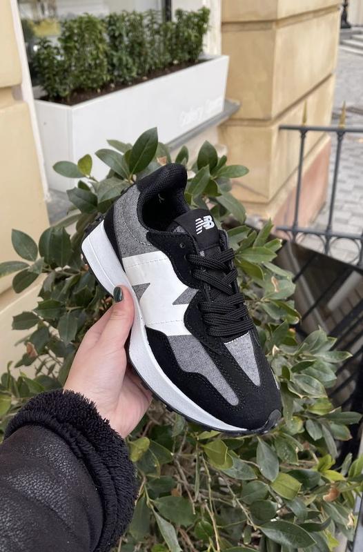 Крутые женские кроссовки new balance 327 black grey white чёрные с ...