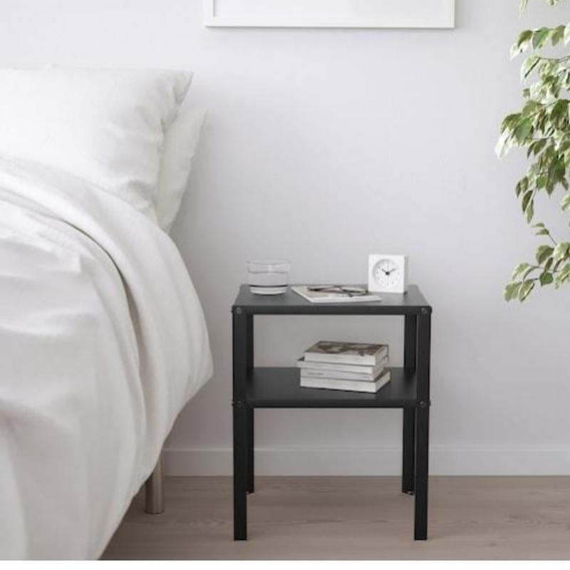 Ikea knarrevik. икеа кнарревик. прикроватный столик от ikea. черный ...