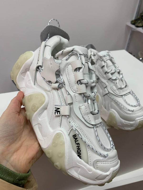 Кожаные женские светящиеся в темноте деми кроссовки белые натуральная ...