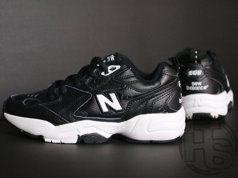 black new balance 608