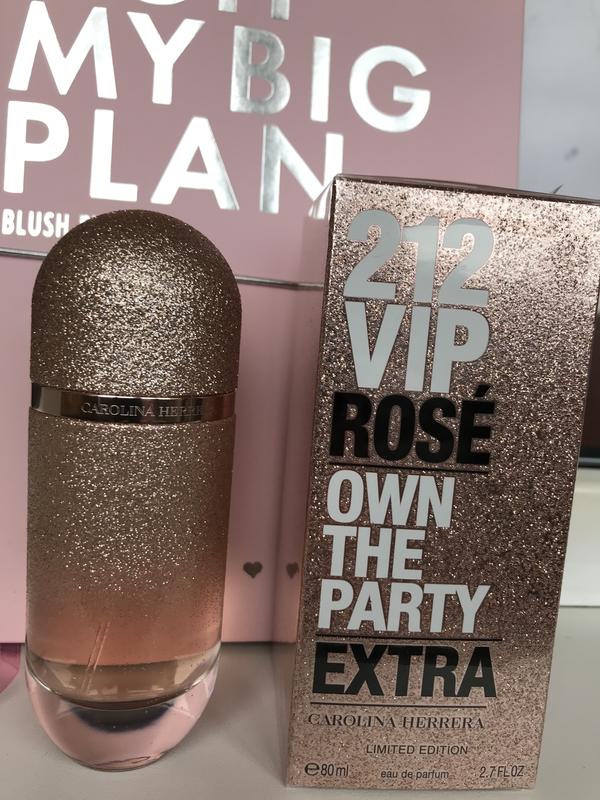 carolina herrera vip extra