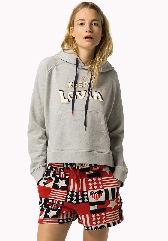 Gigi hadid tommy hilfiger hoodie on sale