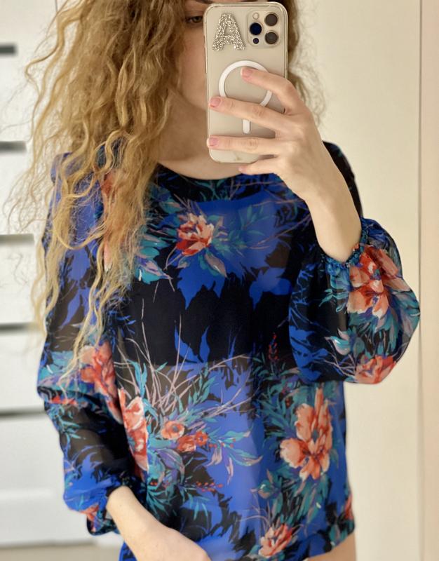 Блуза цветочная синяя xs как новая — цена 80 грн в каталоге Блузы ...