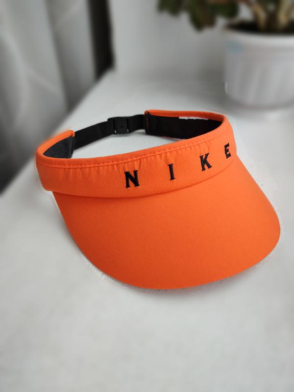 Спортивный козырек nike винтажный козырек бейсболка nike унисекс — цена ...