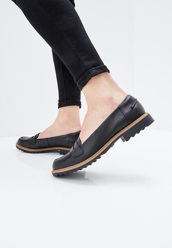 clarks griffin milly