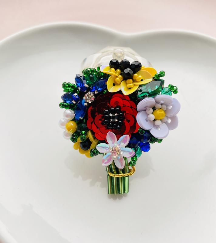 Брошь букет цветов из бисера — цена 500 грн в каталоге Броши Купить ...