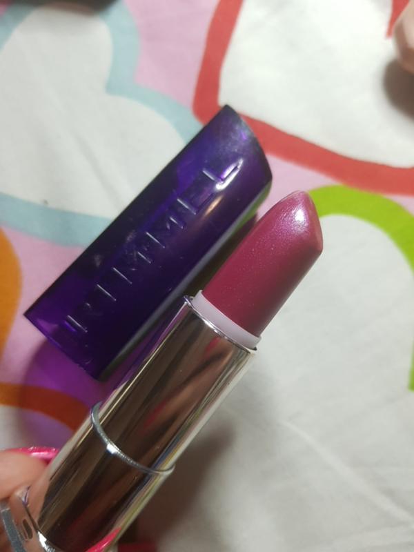 Помада rimmel 260 — цена 250 грн в каталоге Помада для губ Купить ...