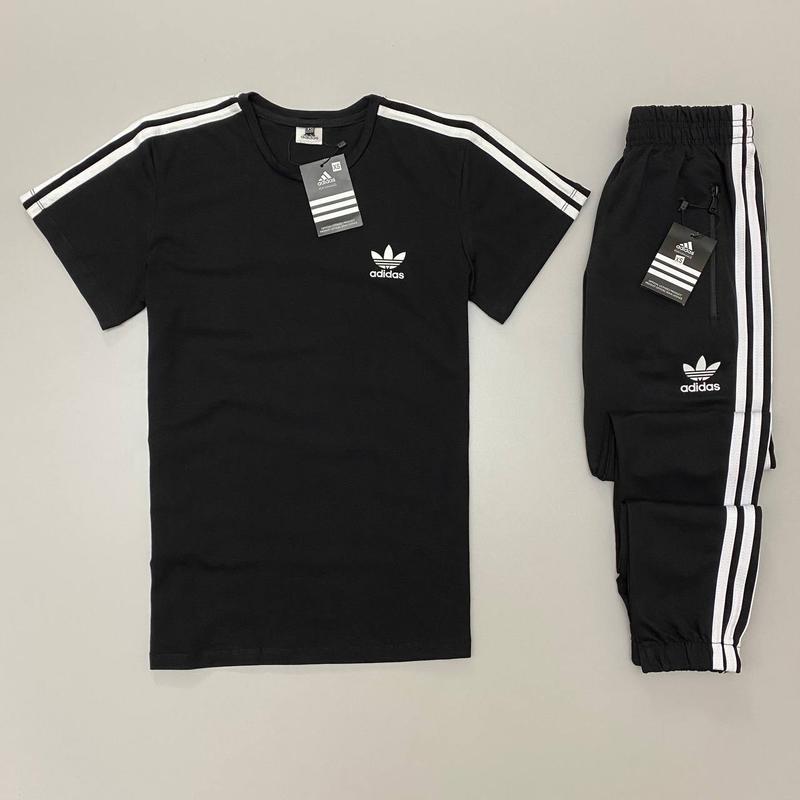 Спортивный костюм, футболка и брюки с лого adidas, после платья — цена ...
