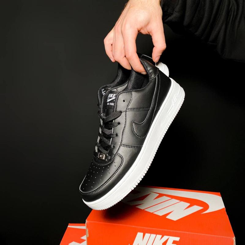 Air force 1 black with discount white sole