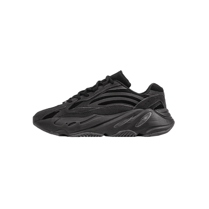 Кроссовки adidas yeezy 700 v2 black. — цена 2240 грн в каталоге ...