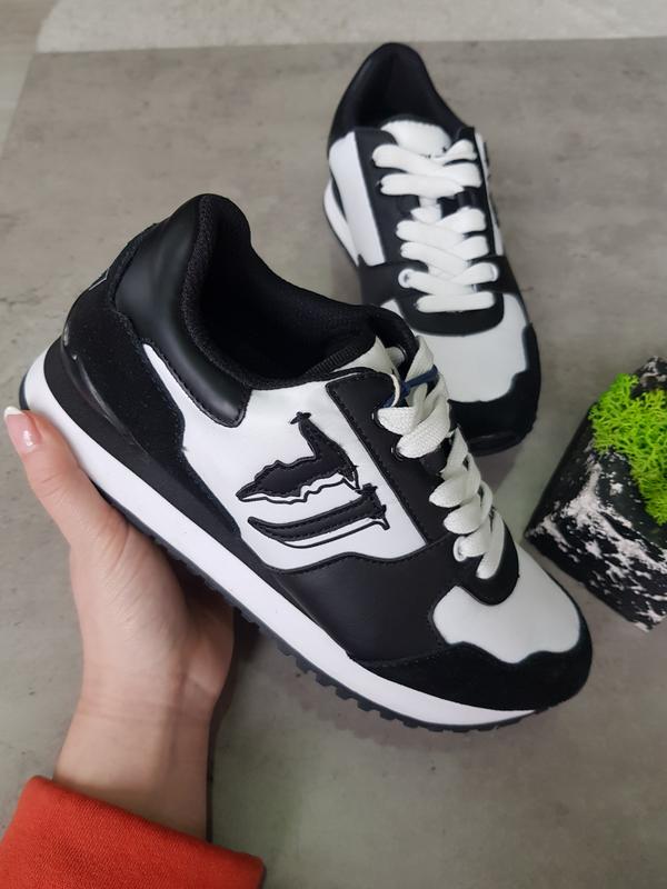Trussardi sneakers price discount