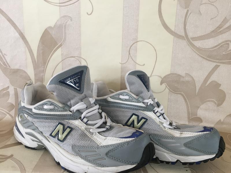 new balance w's 716