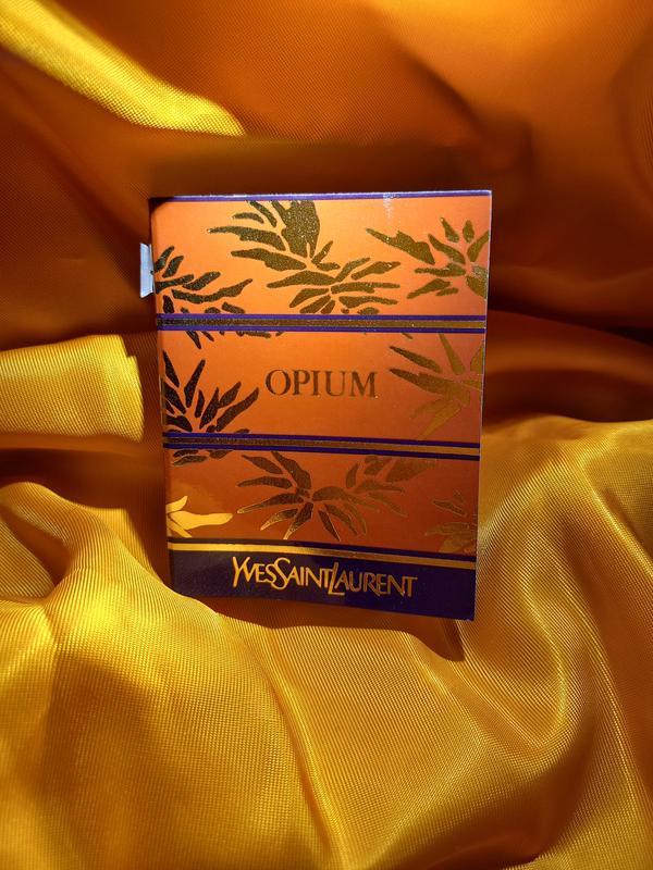 Opium yves saint laurent — цена 250 грн в каталоге Туалетная вода ...