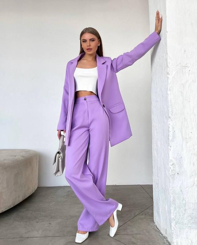 Костюм брючный с пиджаком черный бежевый красный сиреневый брюки штаны ...