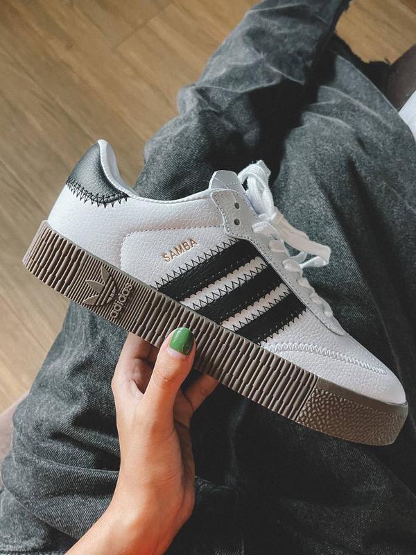 adidas samba Adidas 2330
