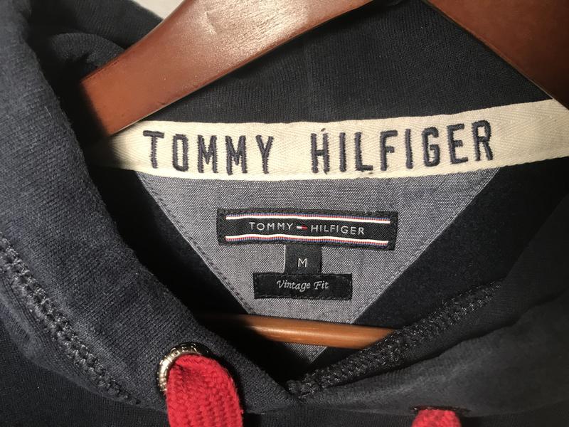 Tommy hilfiger vintage fit (size m 
