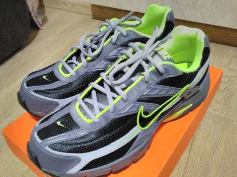 nike initiator 394055 023