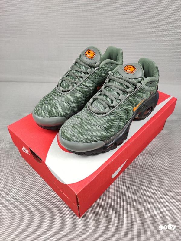 nike tn khaki green