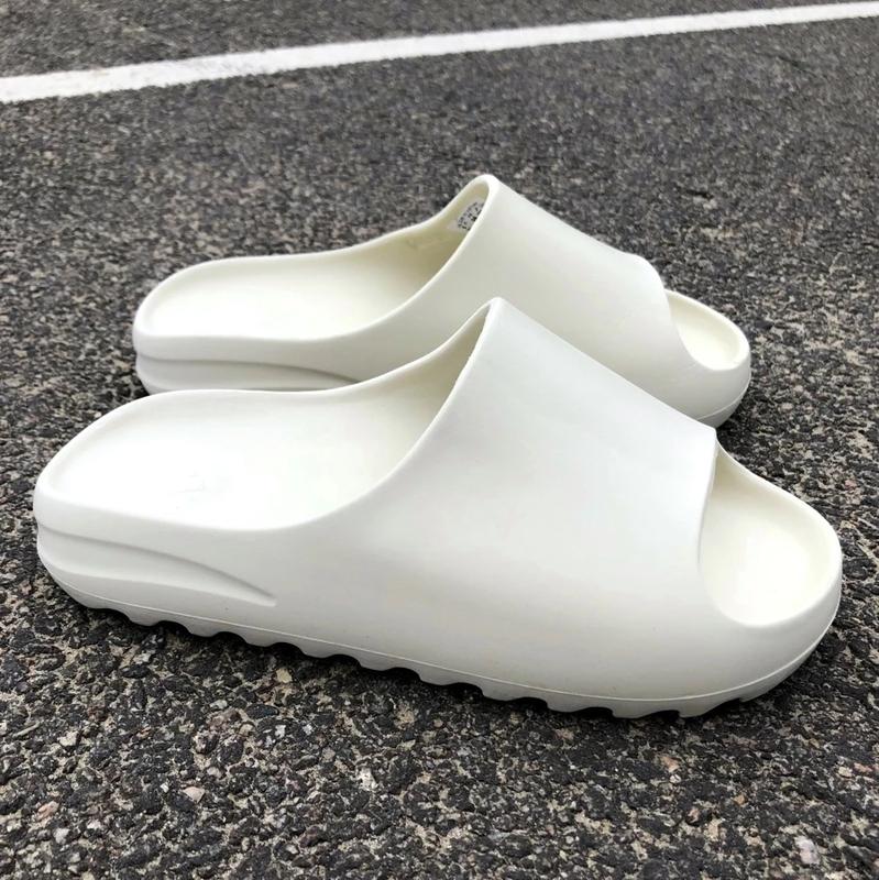 Шлепки adidas yeezy slide white / адидас изи слайд — цена 1450 грн в ...