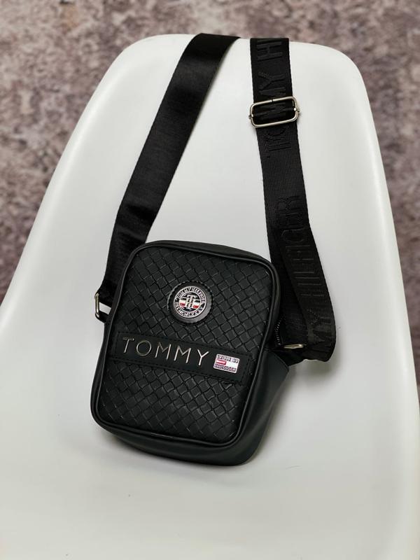 Барсетка tommy hilfiger — цена 880 грн в каталоге Барсетки Купить ...