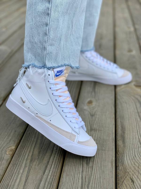 Nike blazer low metal hot sale