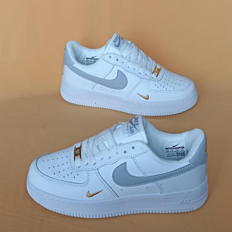 Кроссовки кожанные найк аир форсе унисекс. nike air force вьетнам с 36 ...