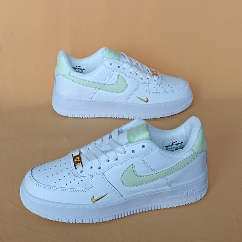 Кроссовки кожанные найк аир форсе унисекс. nike air force вьетнам с 36 ...