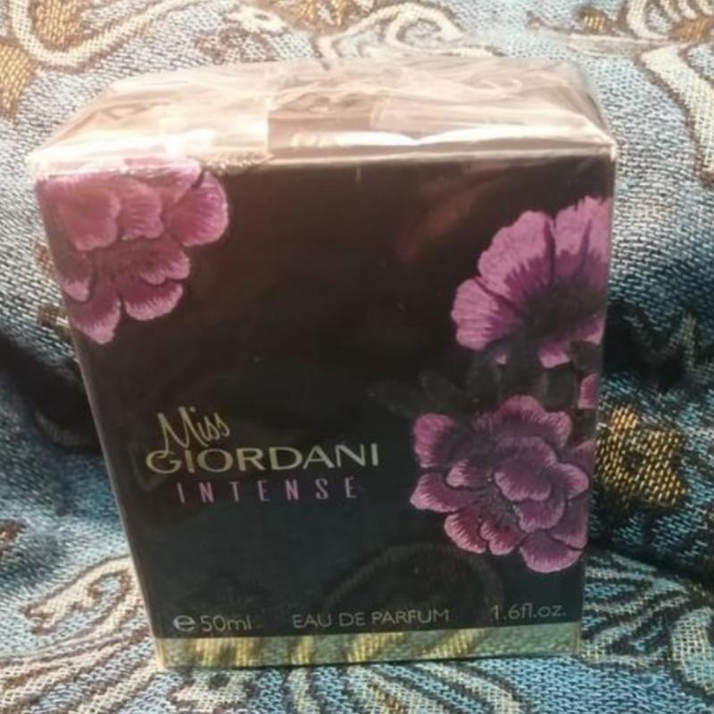 Парфумована вода miss giordani intense ех 11/24 — цена 1500 грн в