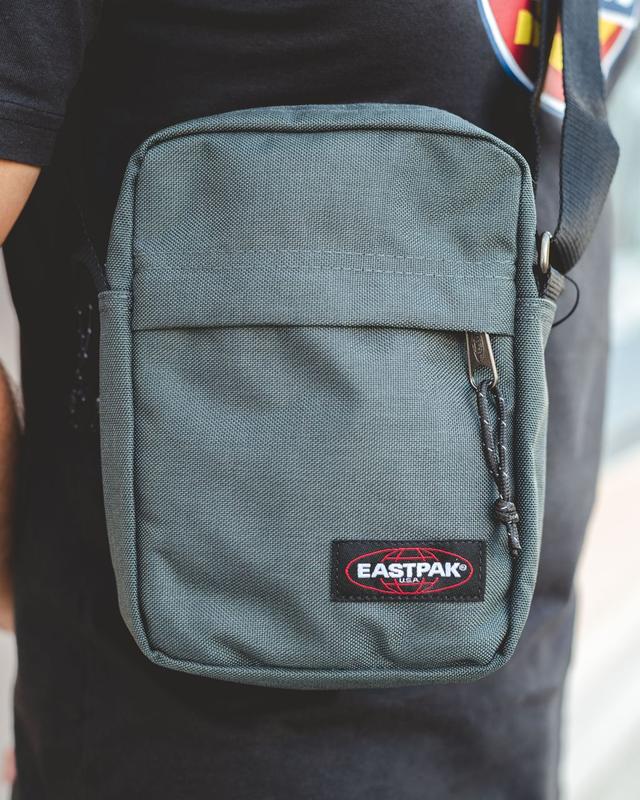 Месенджер eastpak, сумка eastpak — цена 699 грн в каталоге Сумки Купить ...