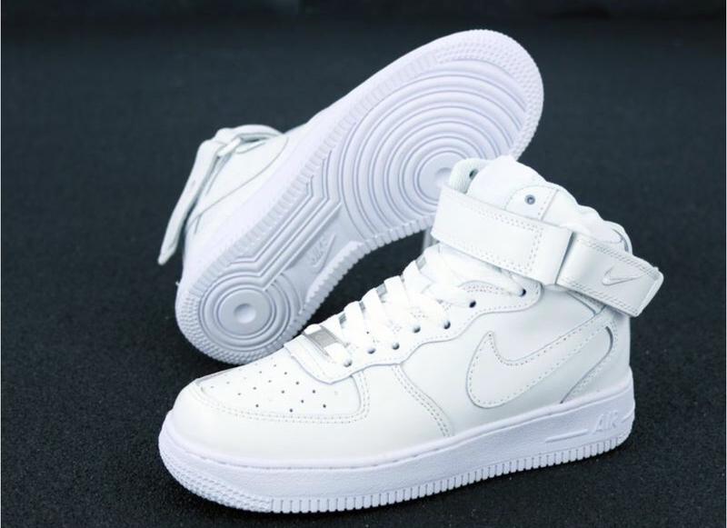 Високі демісезонні шкіряні кросівки nike force white высокие кожаные ...