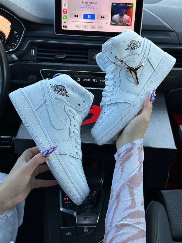 Женские кожаные кроссовки nike air jordan 1 retro high найк джорданы ...