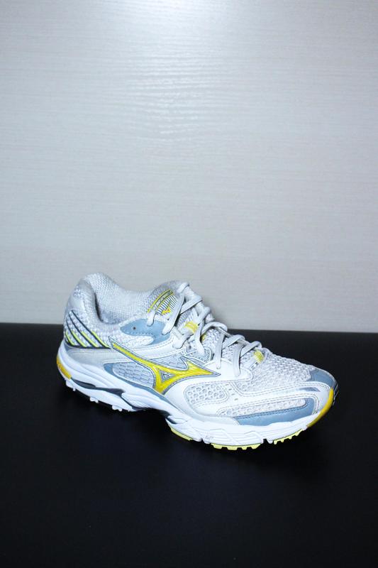 mizuno inspire 2