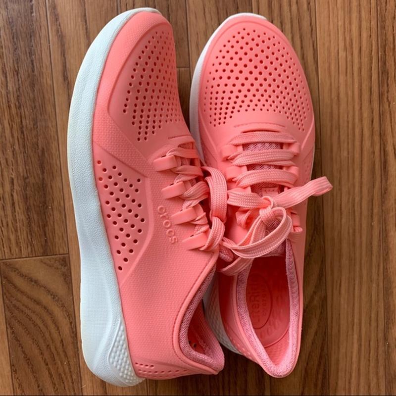 Крокс кроссовки лайтрайд пейсер пудровые crocs literide pacer melon ...