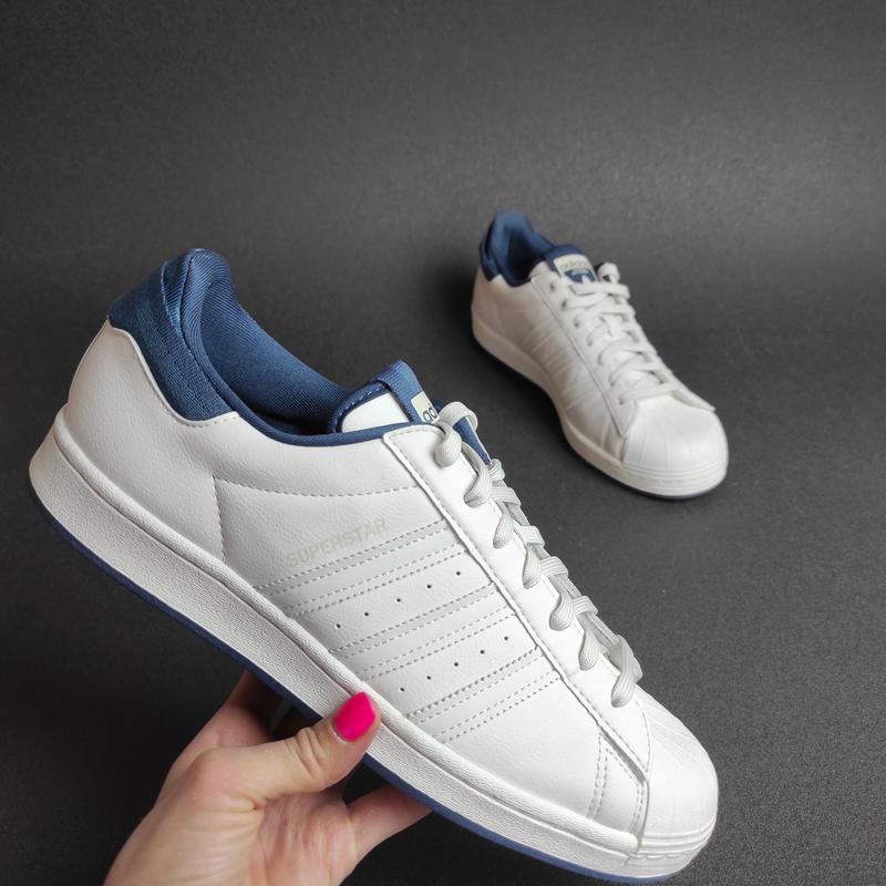 Кроссовки adidas оригинал — цена 1950 грн в каталоге Кроссовки Купить ...