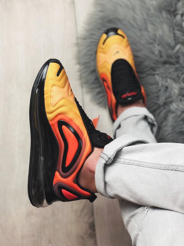 Sunrise 720 best sale nike