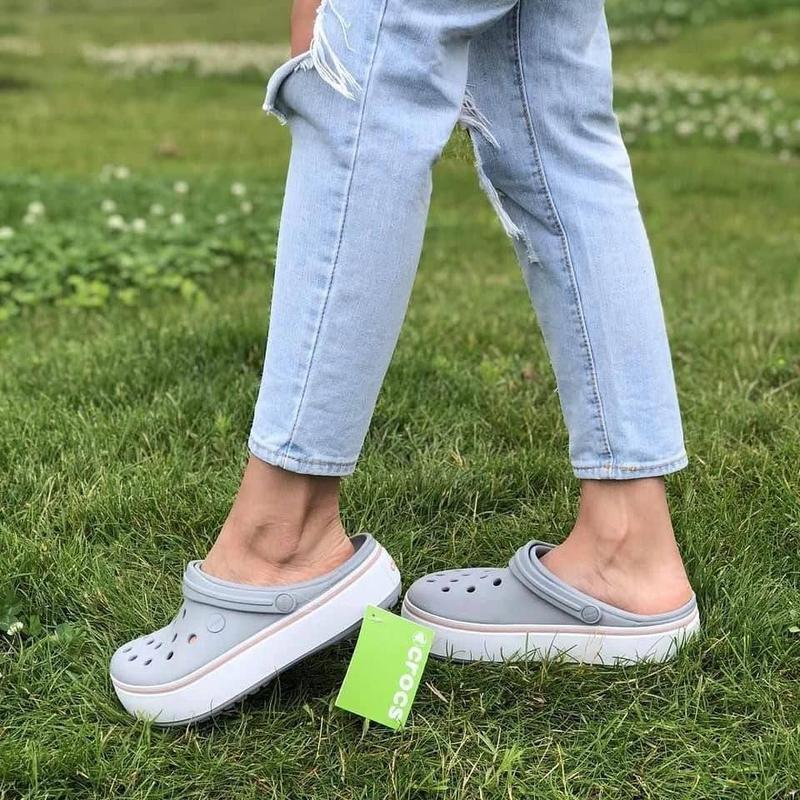 Кроксы на платформе высокие crocs сrocband platform серые — цена 1937 ...