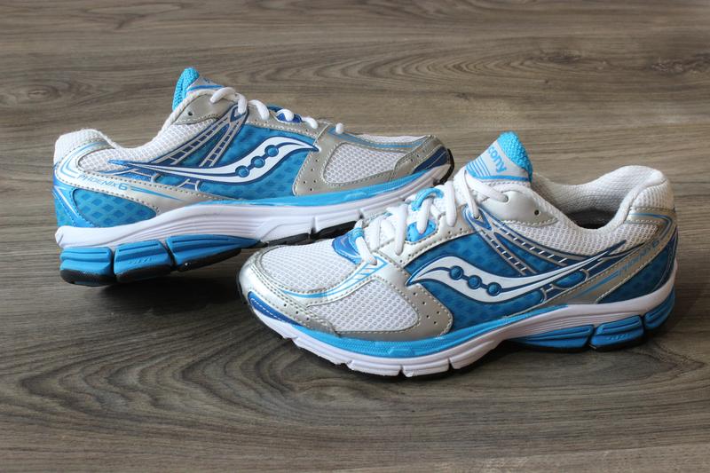 saucony phoenix