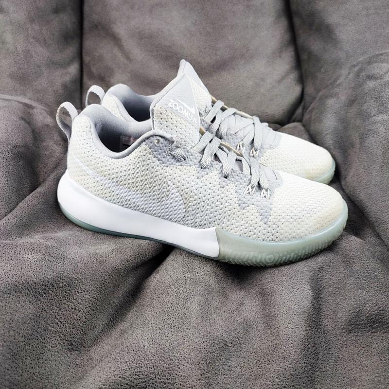 Nike zoom hotsell live 2 blue